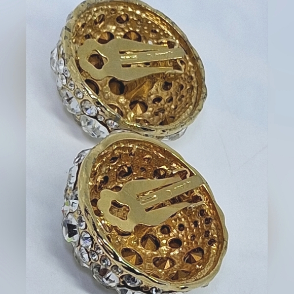 * Vintage Blanca High Dome Rhinestones Gold Tone Clip On Earrings - Picture 4 of 5